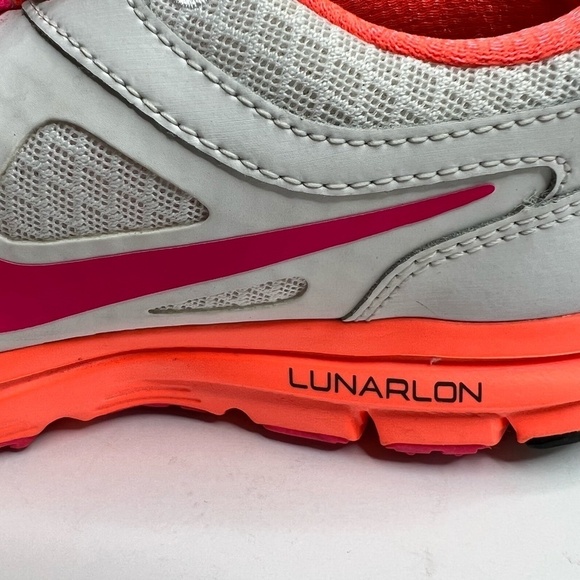 NIKE Lunarlon Women's Retro 90s Style Running Shoe‎ Size 7Y - Picture 4 of 7